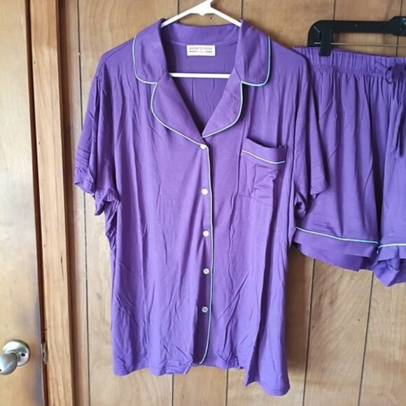 Discount Divas Women's Dark Purple PJ Set Top Shorts Pajamas Size XL NEW - Picture 2 of 3